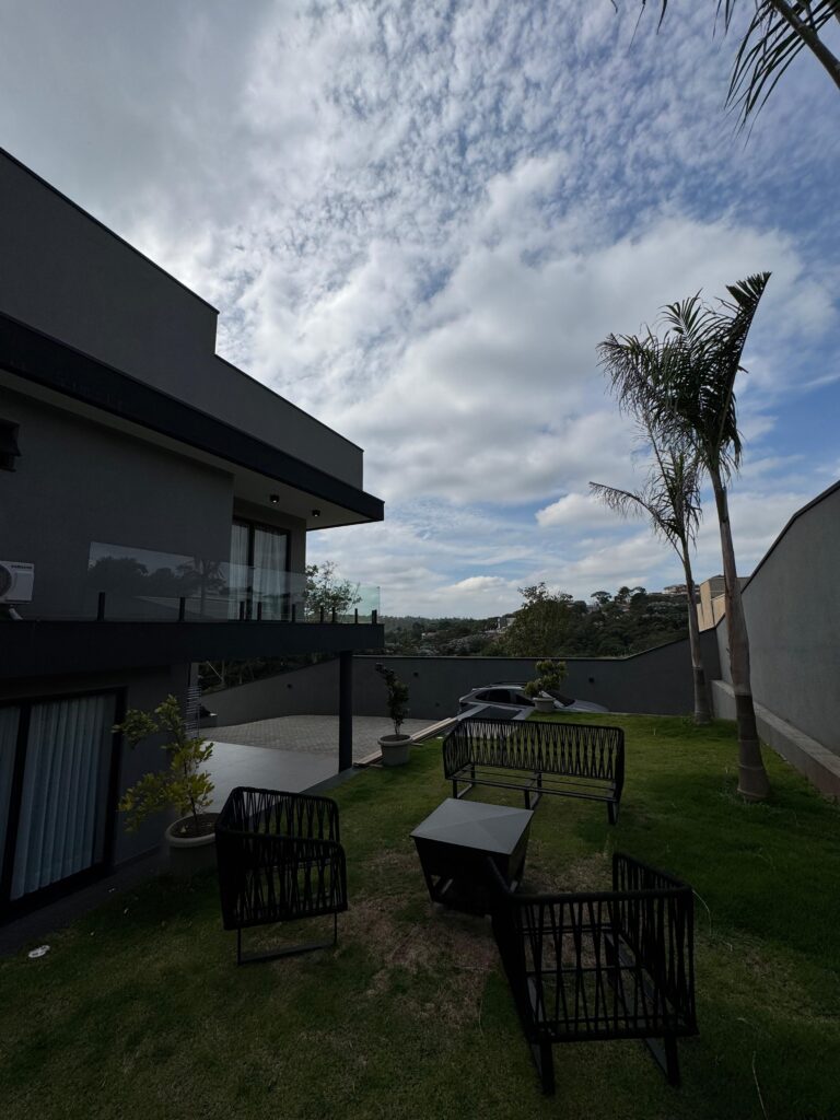 WhatsApp Image 2025-12-03 at 16.02.13 (2)